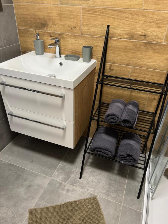 Hobiti Apartman - Bilbo Cerna v Posumavi Luaran gambar